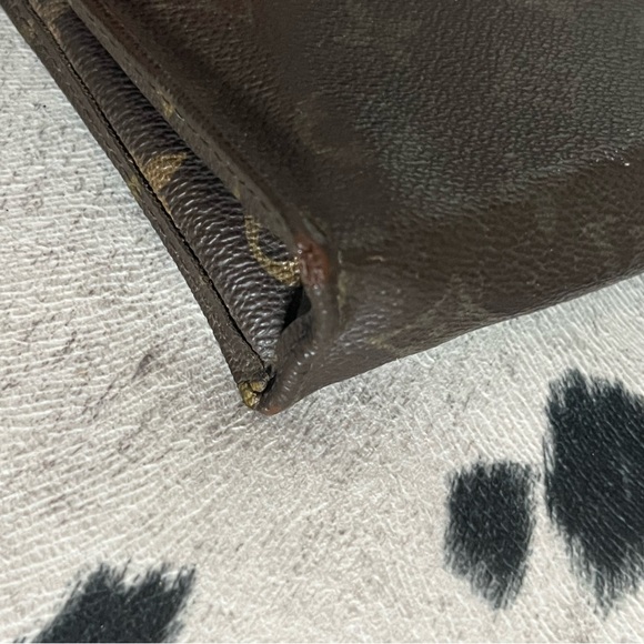Louis Vuitton Brown Monogram Zip Pouch Clutch - Picture 4 of 16